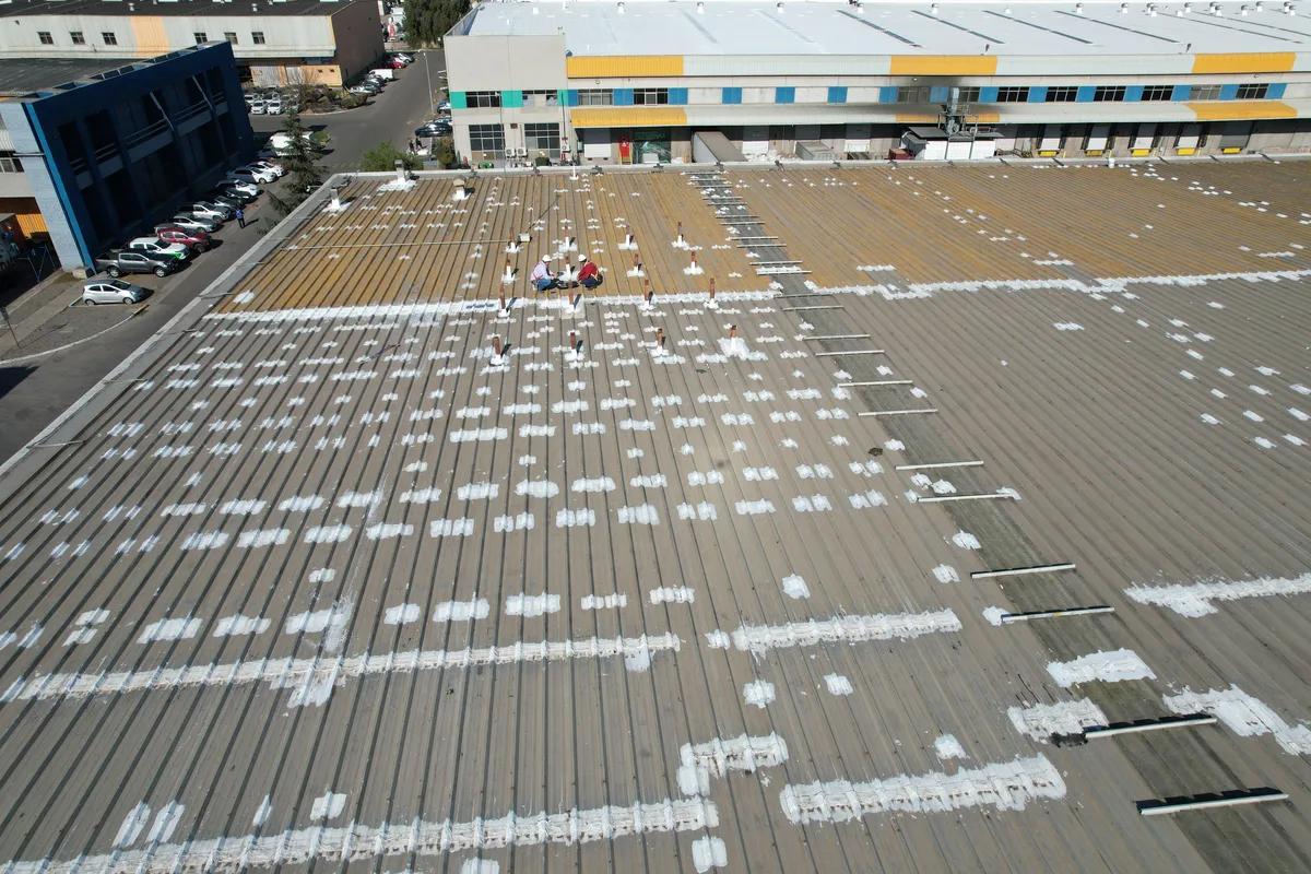 Vista aérea de la impermeabilización en proceso, Cargo Park
