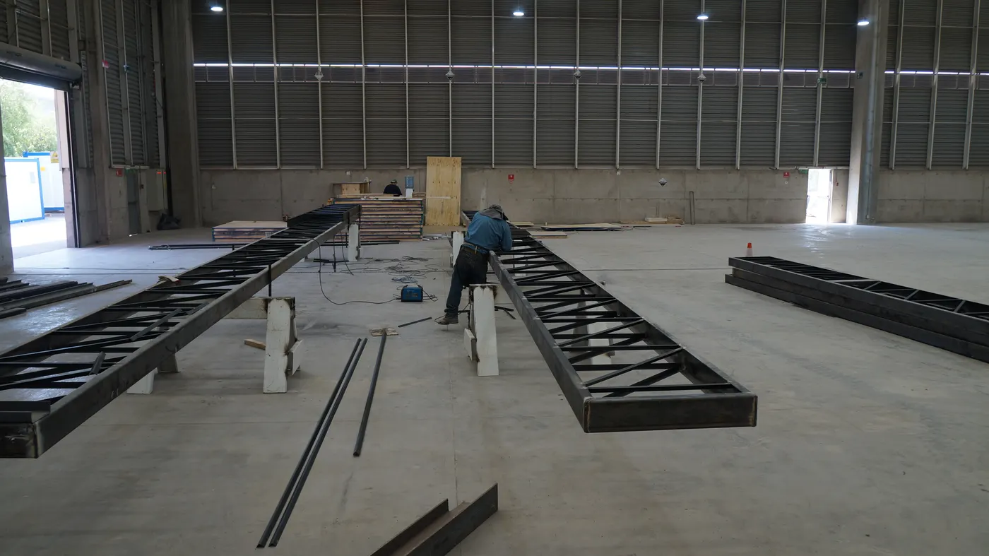 Construcción Veka — Cubierta de Andenes de Carga — fotografía 5 de 8